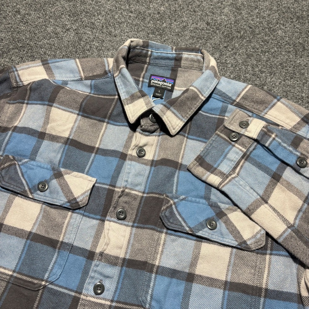 Patagonia Mens Fjord Flannel Shirt Large Blue Grey Plaid Organic Cotton Gorpcore